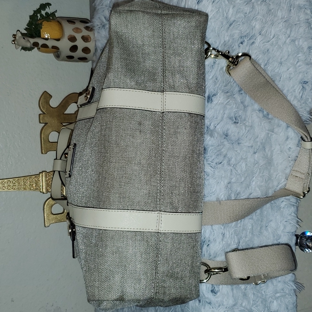 SOLD☆Henri bendel jetsetter large backpack convertible. - Picture 10 of 17